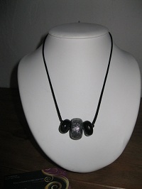 Collier ras de cou