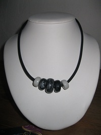 Collier ras de cou