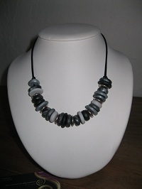 Collier ras de cou